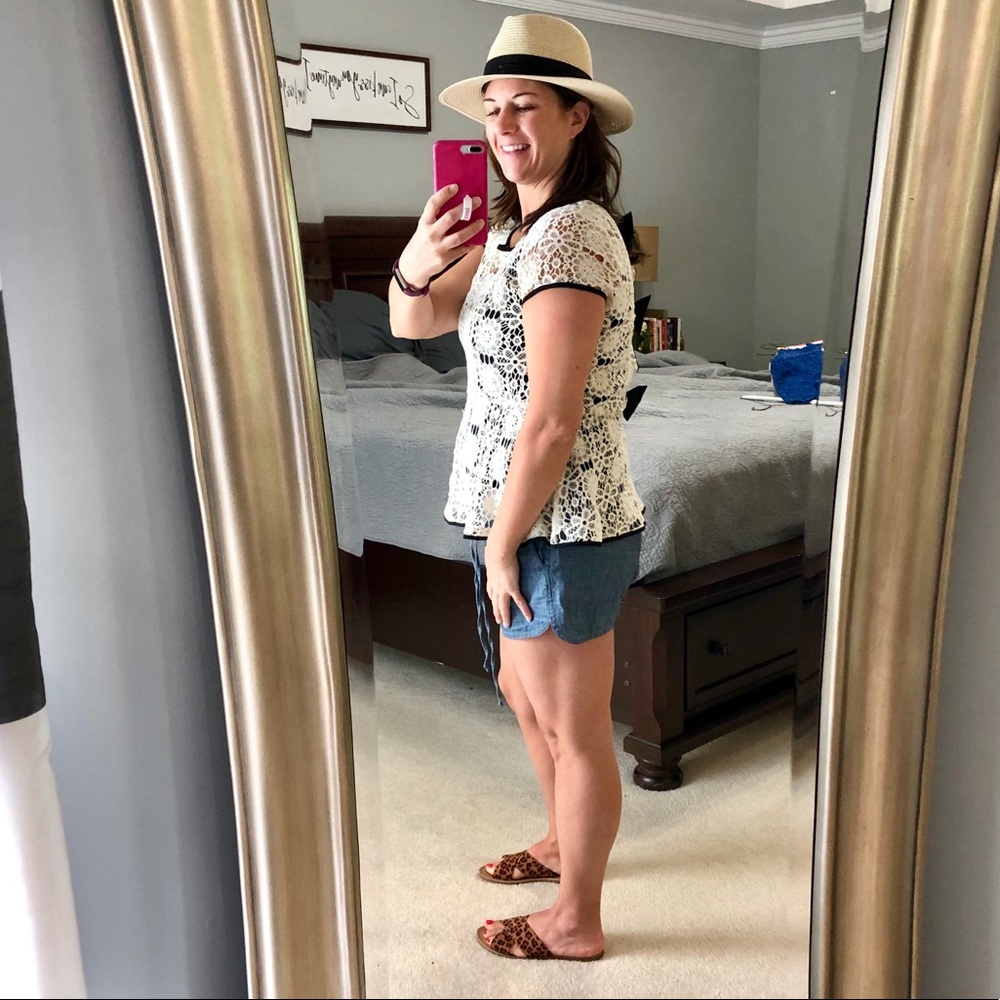 Cream Lace Peplum Bow Back Top - Picture 2 of 8